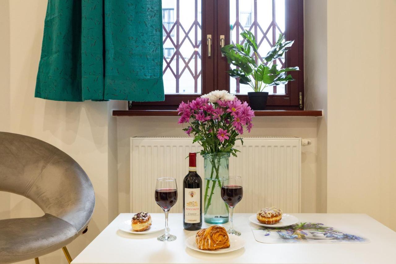 Appartamento Shy But Shining! Lovely, Stylish & Fully Equipped. Cracovia Esterno foto